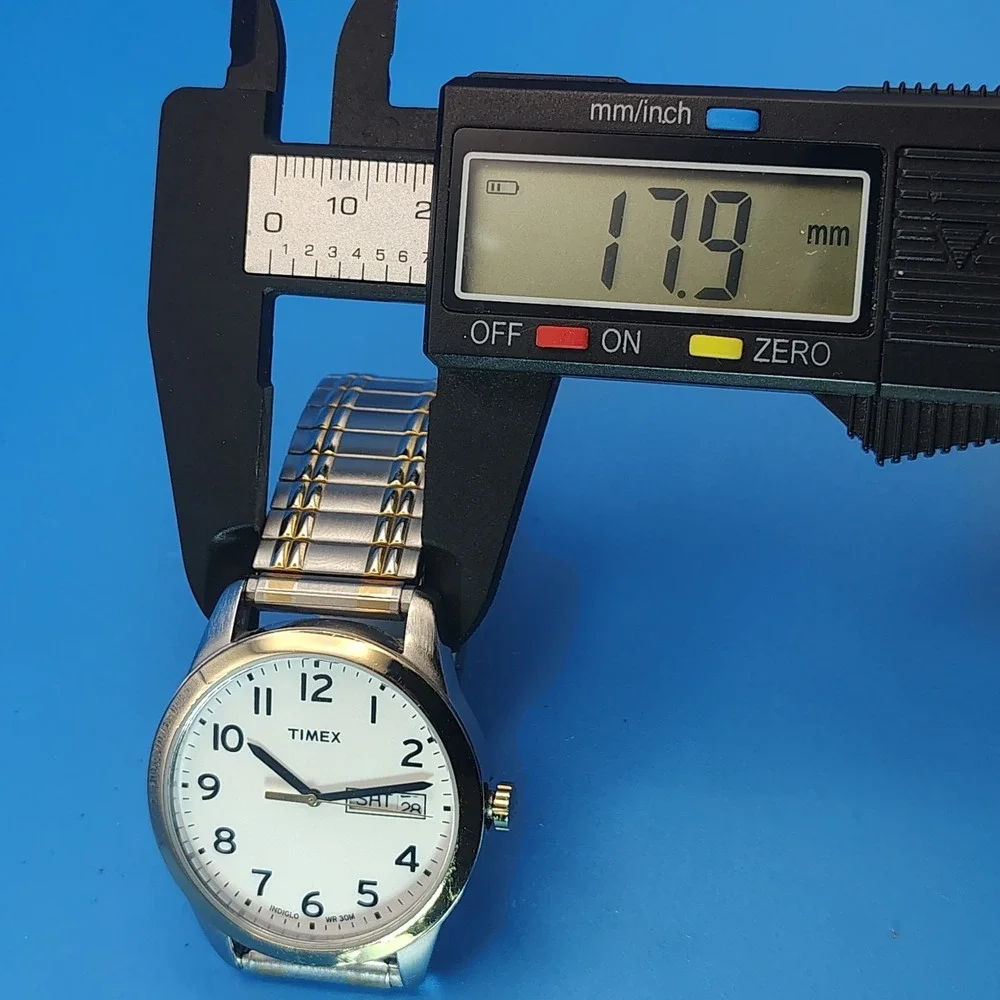 Vintage‎ 2014 Timex Indiglo Day-Date 35mm Mens Quartz Two Tone Dress Watch